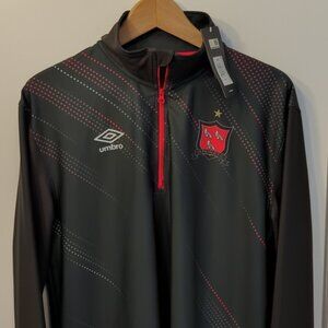 Dundalk FC NWT Umbro Official Players Warm Up Quarter Zip L